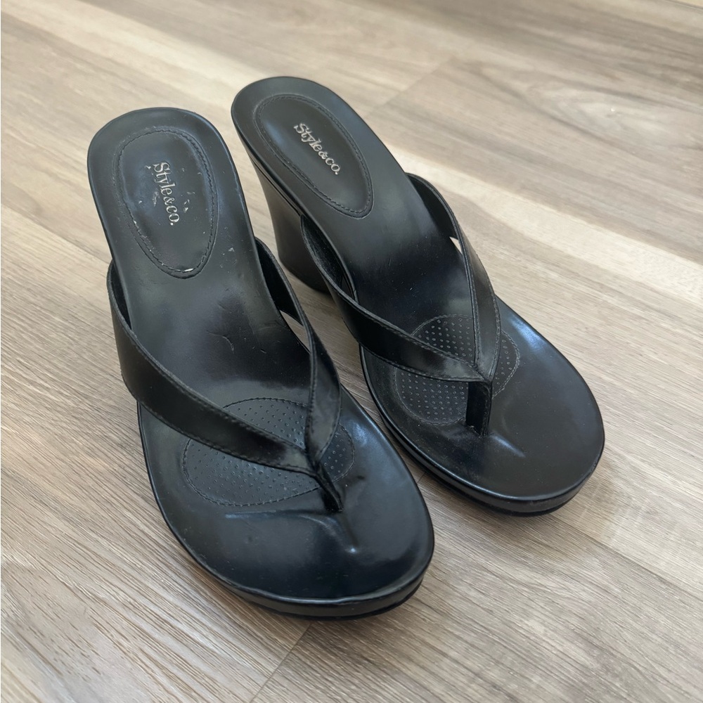 Chicklet Wedge Sandal